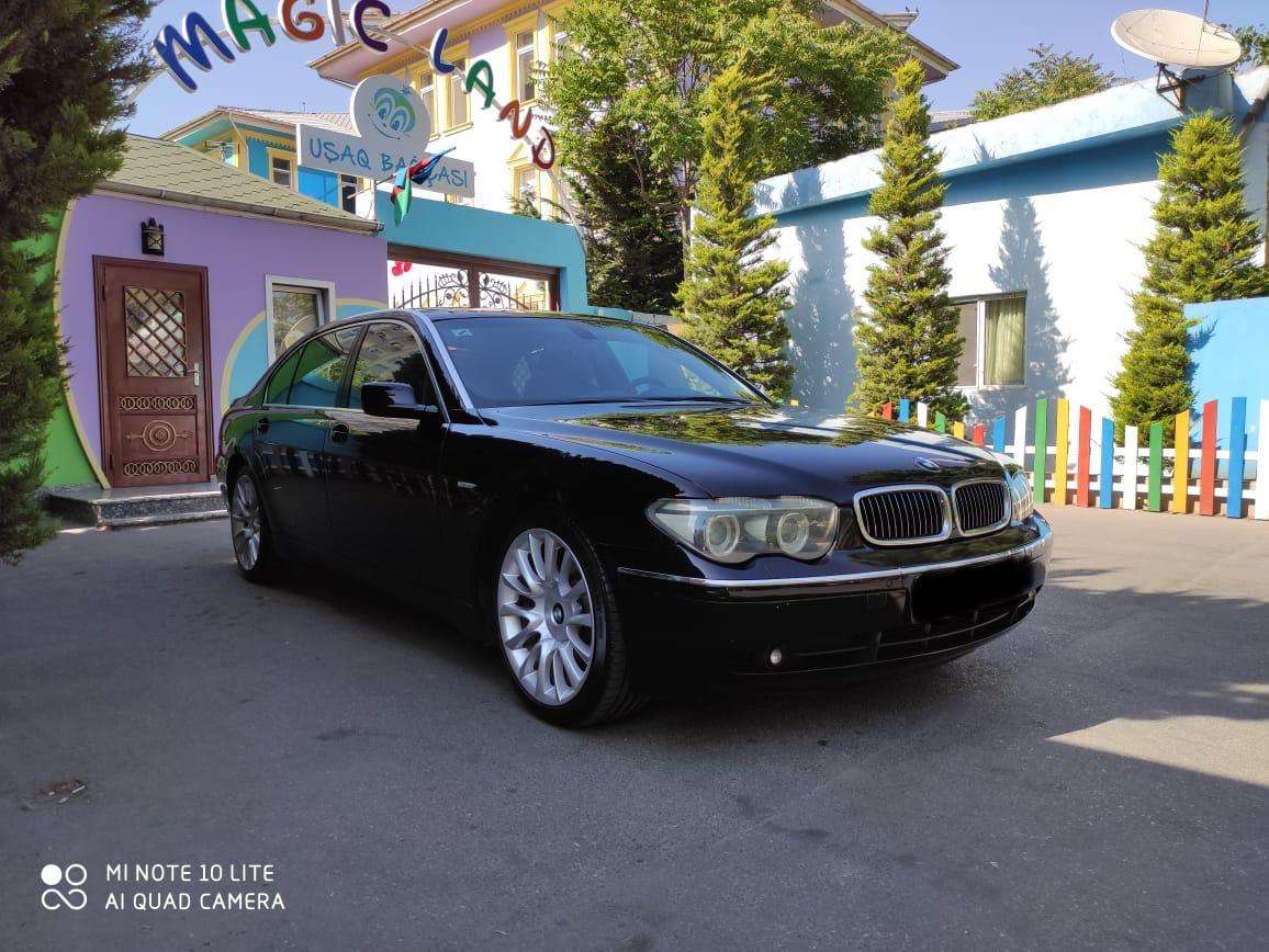 BMW 745, 2004 il, 4.4 L, 321 000 km