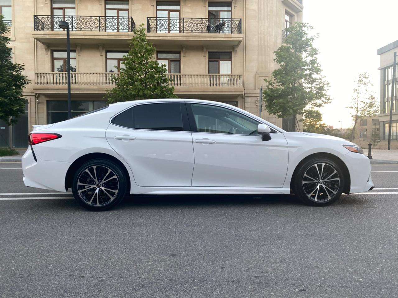 Toyota Camry, 2020 il, 2.5 L, 6 500 km