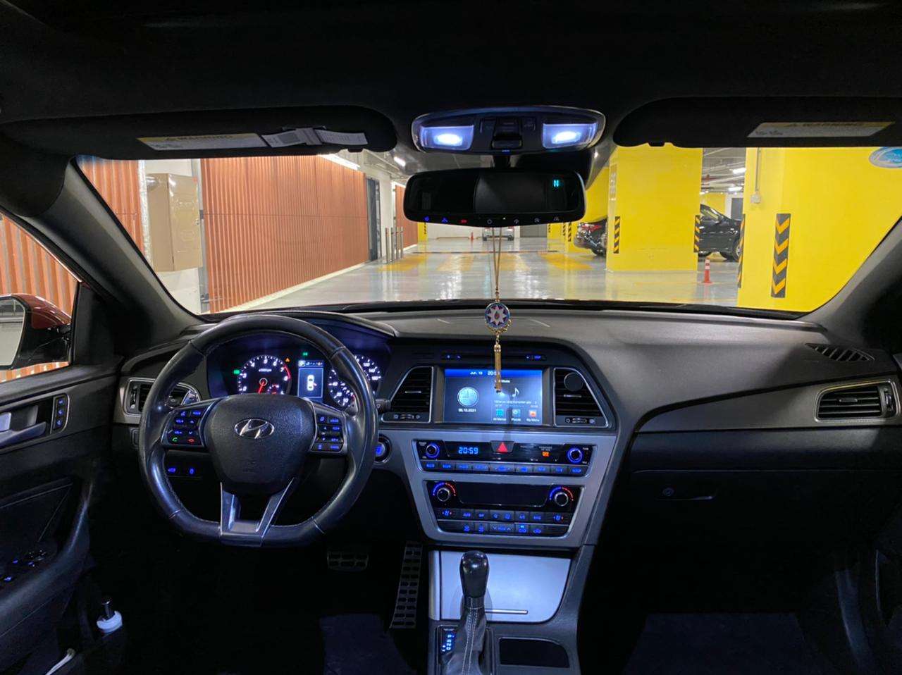 Hyundai Sonata, 2015 il, 2.0 L, 75 000 km