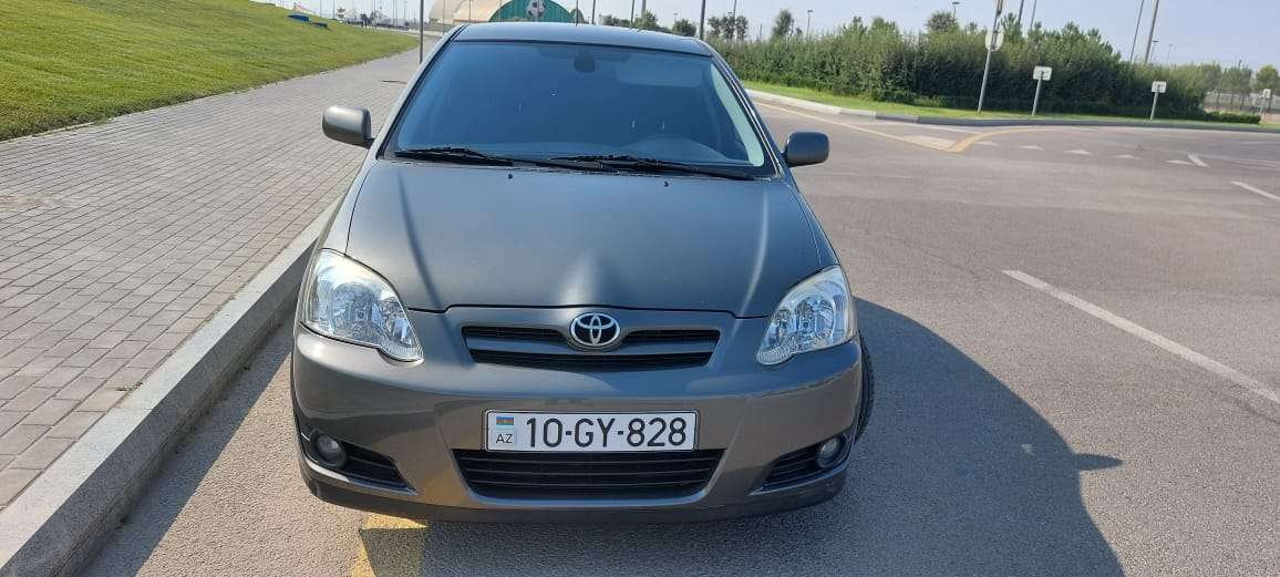 Toyota Corolla, 2005 il, 1.4 L, 149 000 km