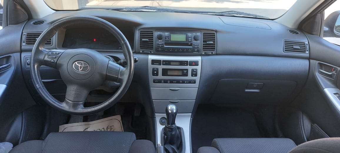 Toyota Corolla, 2005 il, 1.4 L, 149 000 km