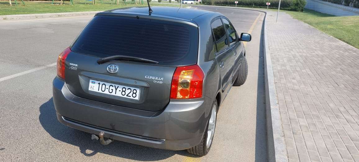 Toyota Corolla, 2005 il, 1.4 L, 149 000 km
