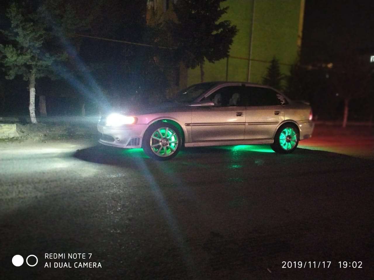 Opel Vectra, 2000 il, 2.5 L, 321 000 km