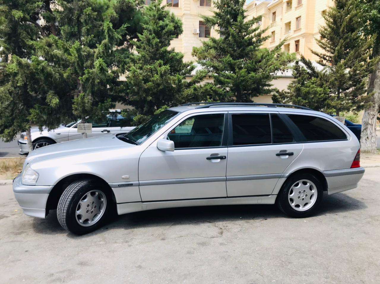 Mercedes C 180, 1999 il, 1.8 L, 364 800 km
