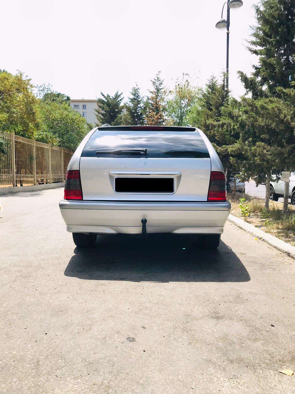 Mercedes C 180, 1999 il, 1.8 L, 364 800 km