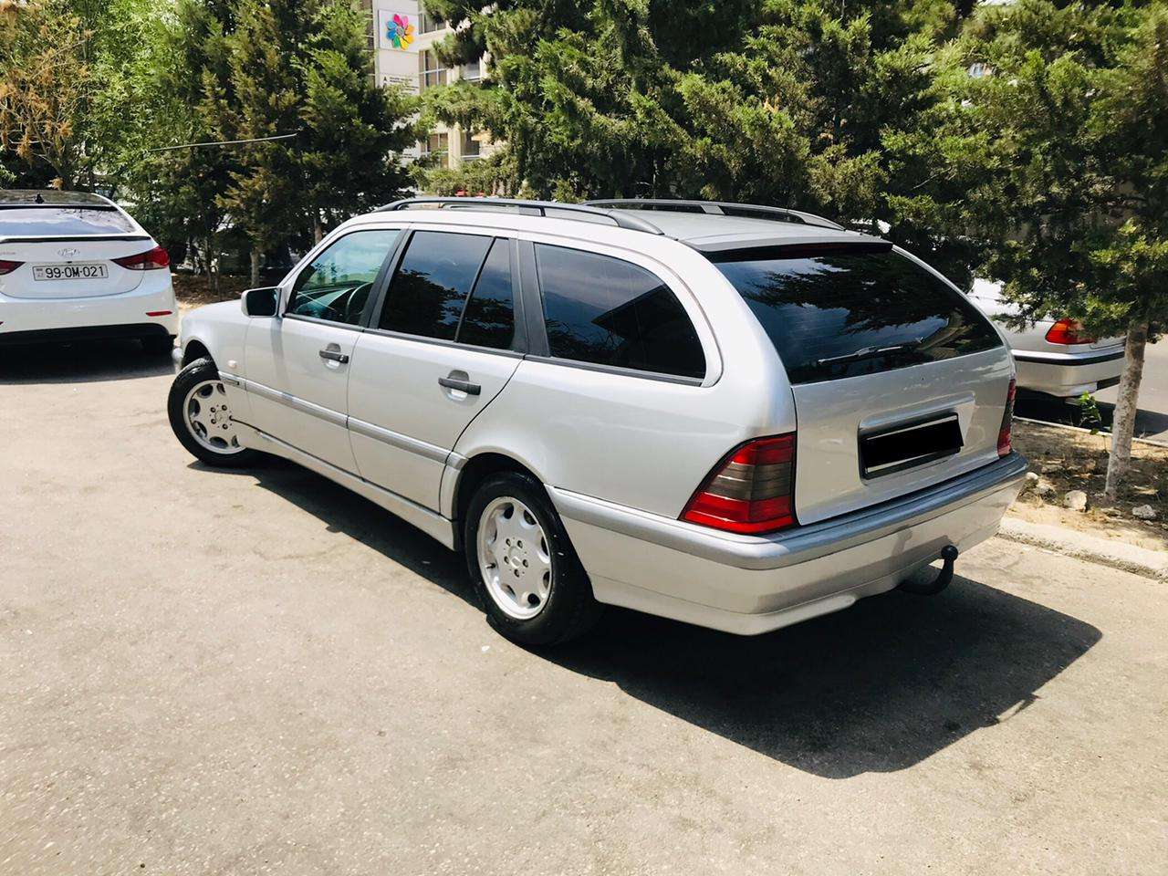 Mercedes C 180, 1999 il, 1.8 L, 364 800 km