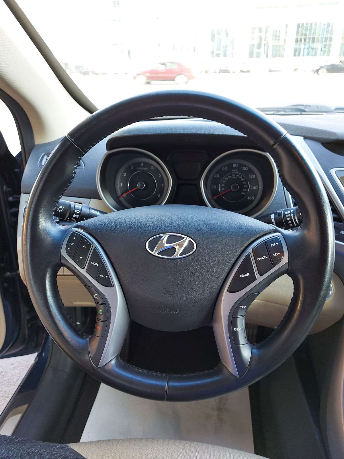 Hyundai Elantra, 2015 il, 1.8 L, 53 000 km