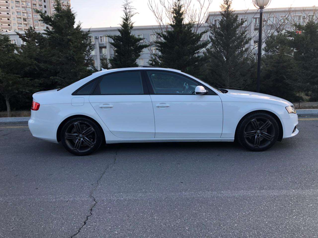 Audi A4, 2011 il, 2.0 L, 138 000 km