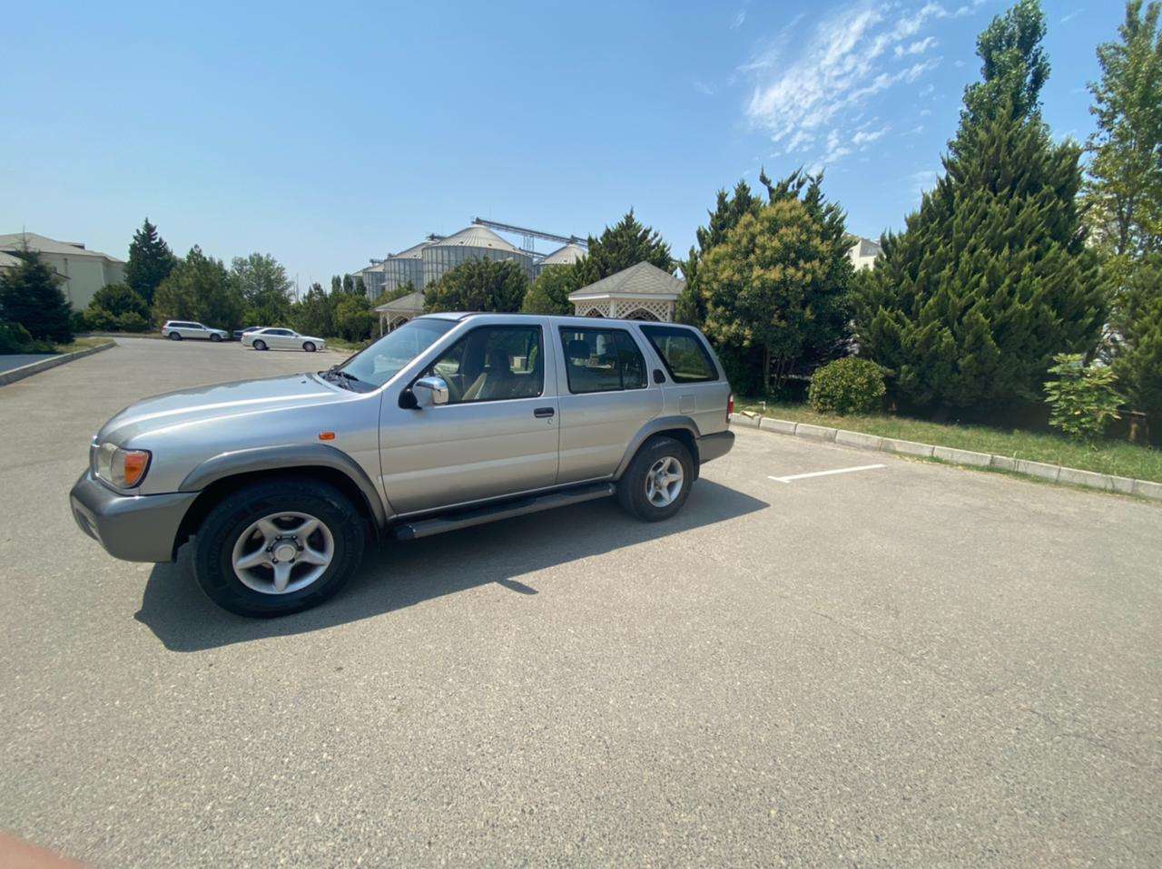 Nissan Pathfinder, 2001 il, 3.3 L, 263 000 km