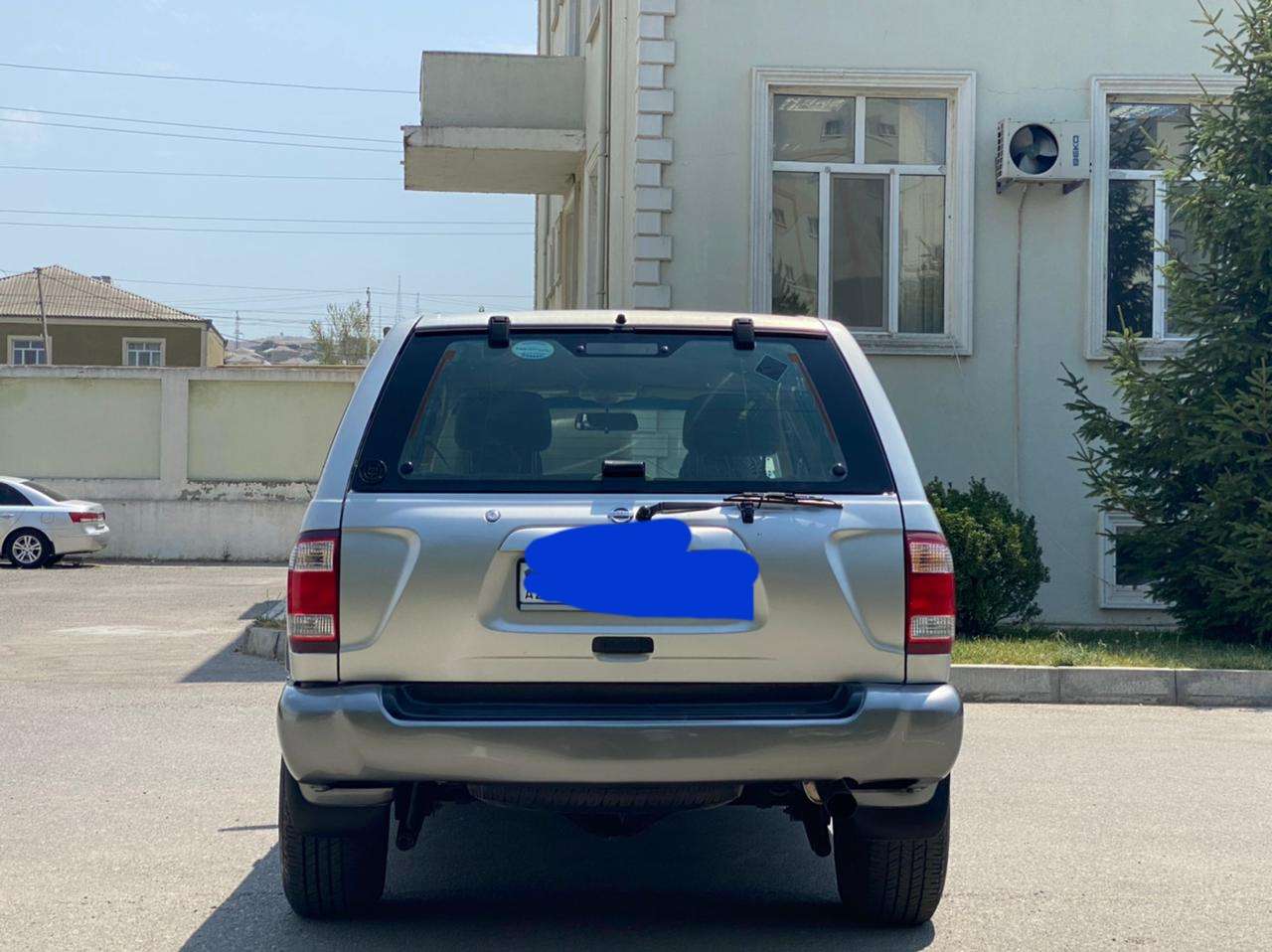 Nissan Pathfinder, 2001 il, 3.3 L, 263 000 km