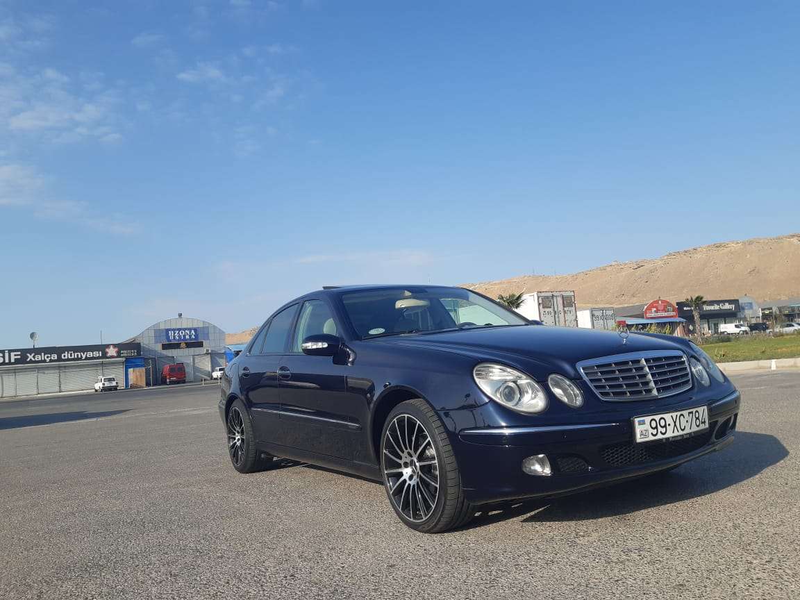 Mercedes E 240, 2003 il, 2.6 L, 310 880 km