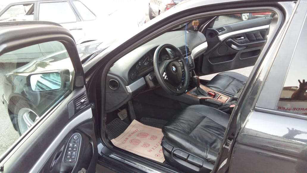 BMW 540, 1998 il, 4.4 L, 338 200 km