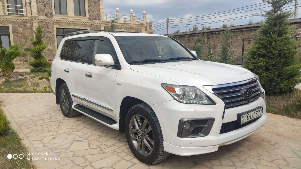 Lexus LX 570, 2009 il, 5.7 L, 169 380 km