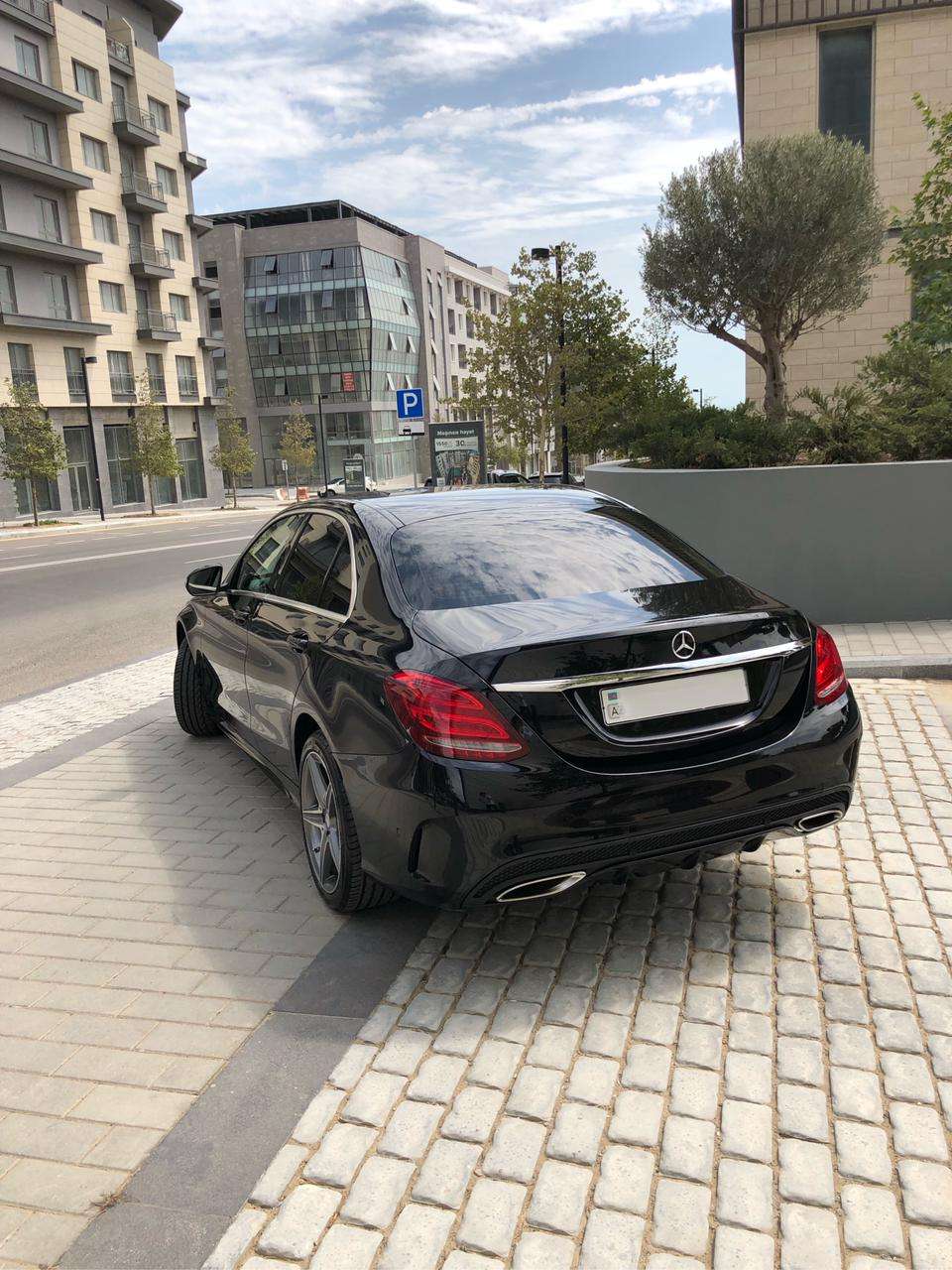 Mercedes C 180, 2015 il, 1.6 L, 112 000 km