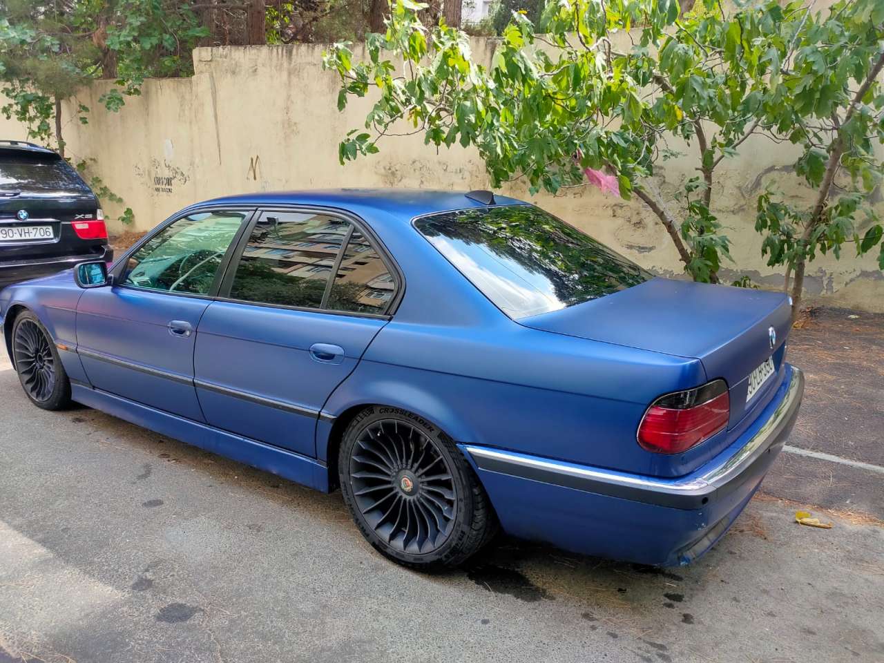 BMW 728, 1998 il, 2.8 L, 420 000 km