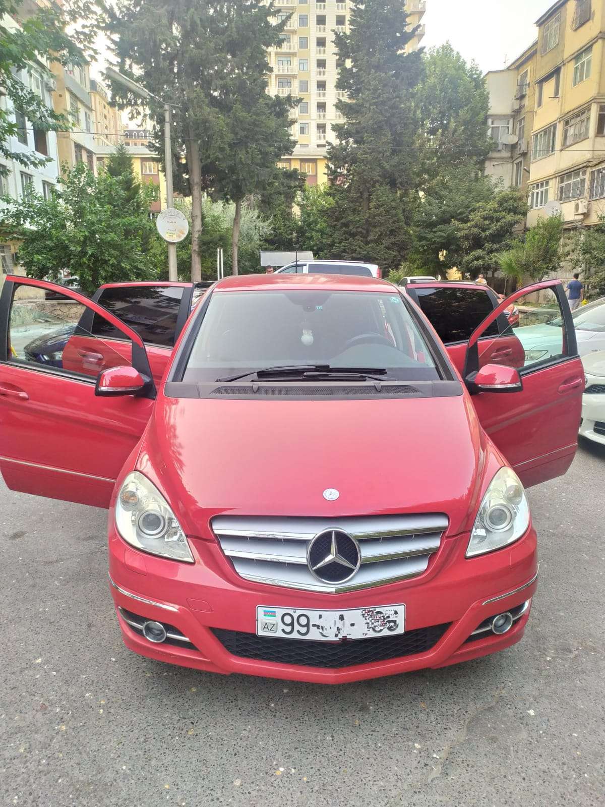 Mercedes B 180, 2009 il, 1.7 L, 96 090 km