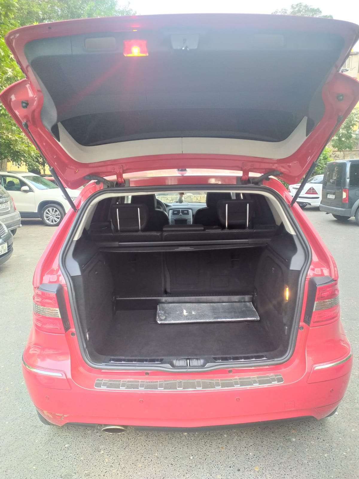 Mercedes B 180, 2009 il, 1.7 L, 96 090 km