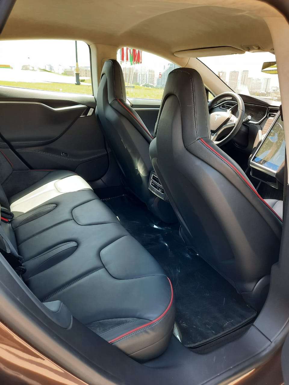 Tesla Model S, 2014 il, 0 L, 14 647 km