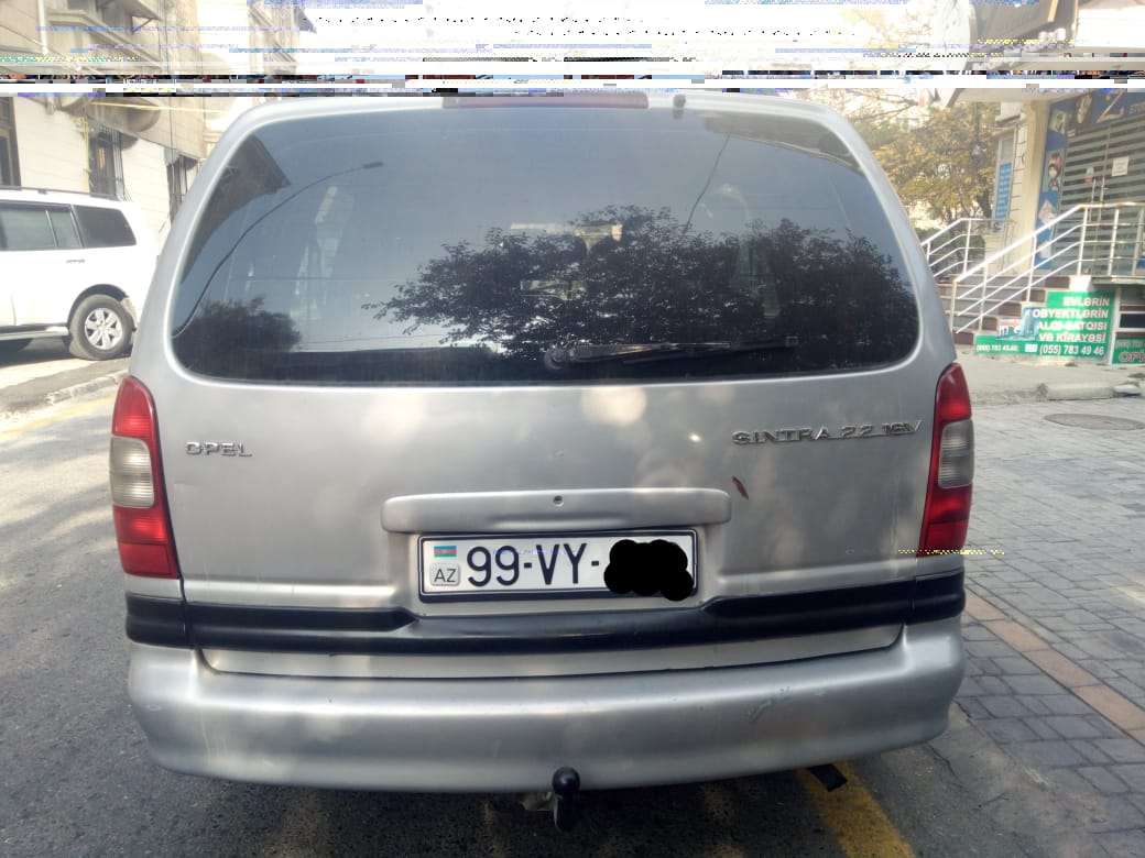 Opel Sintra, 1998 il, 2.2 L, 100 000 km