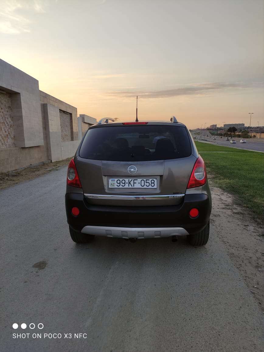 Opel Antara, 2008 il, 2.0 L, 200 500 km