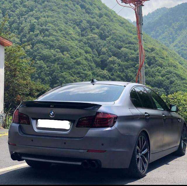 BMW 528, 2010 il, 3.0 L, 200 000 km
