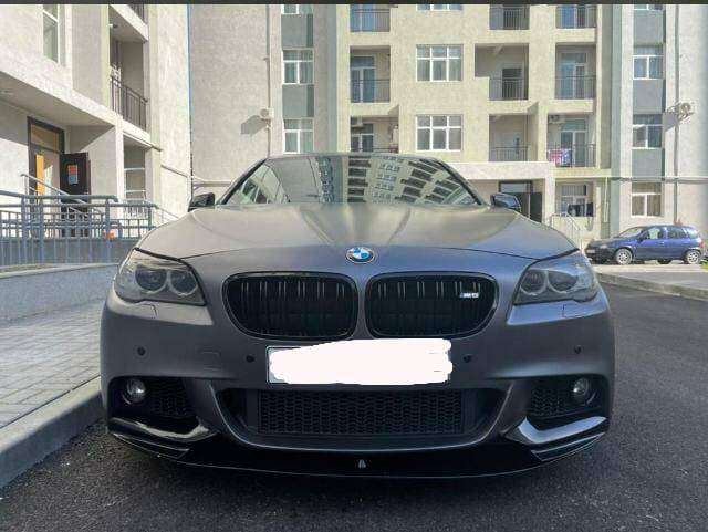 BMW 528, 2010 il, 3.0 L, 200 000 km