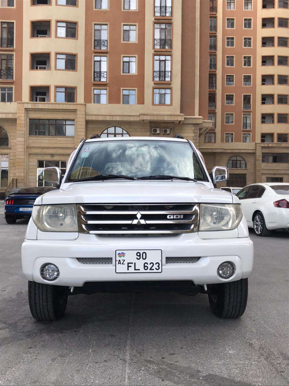 Mitsubishi Pajero iO, 2001 il, 2.0 L, 210 784 km