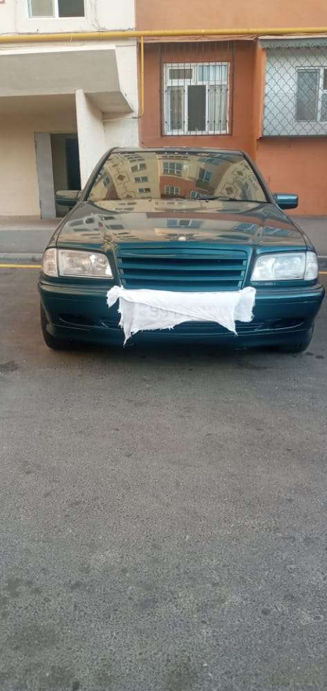 Mercedes C 220, 1999 il, 2.2 L, 290 000 km