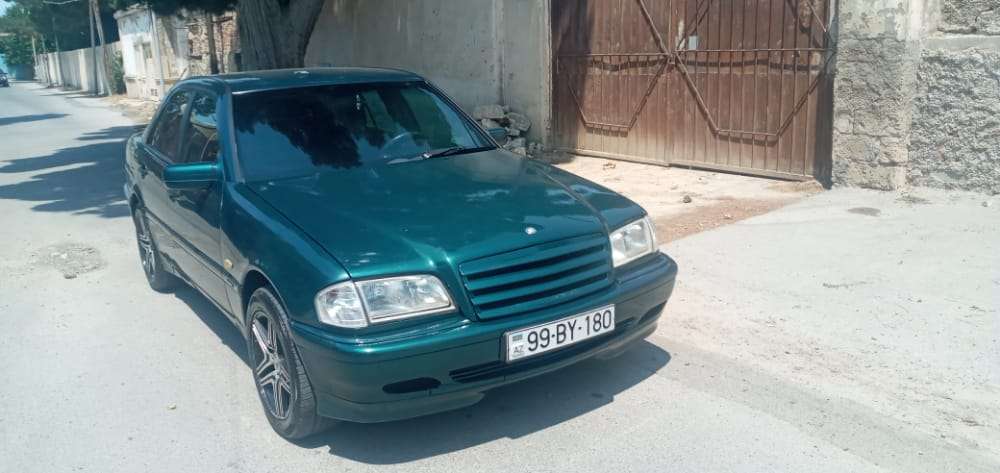 Mercedes C 220, 1999 il, 2.2 L, 290 000 km