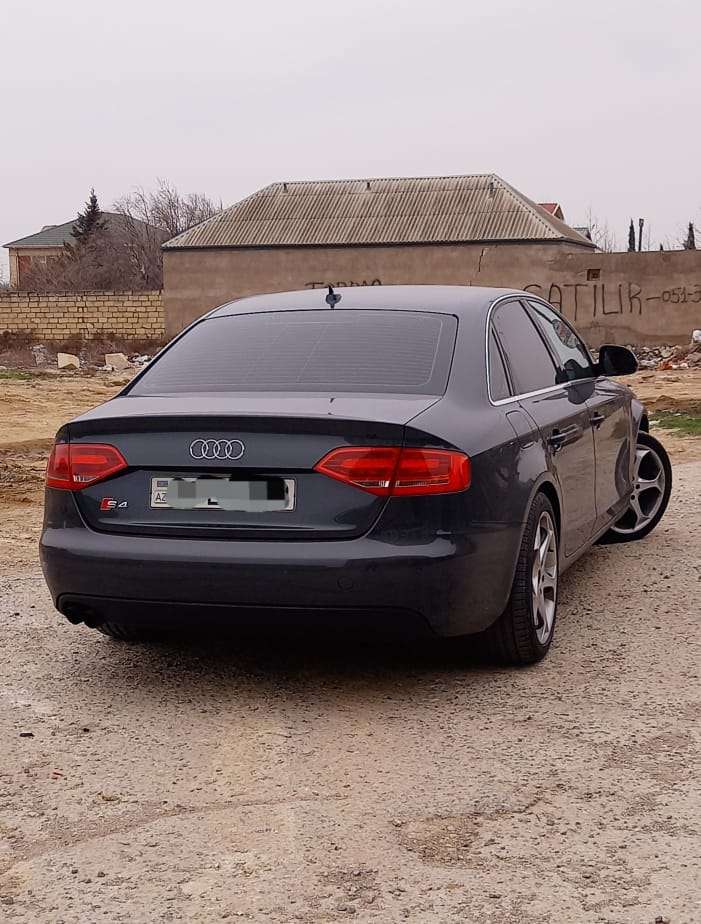 Audi A4, 2008 il, 1.8 L, 310 000 km