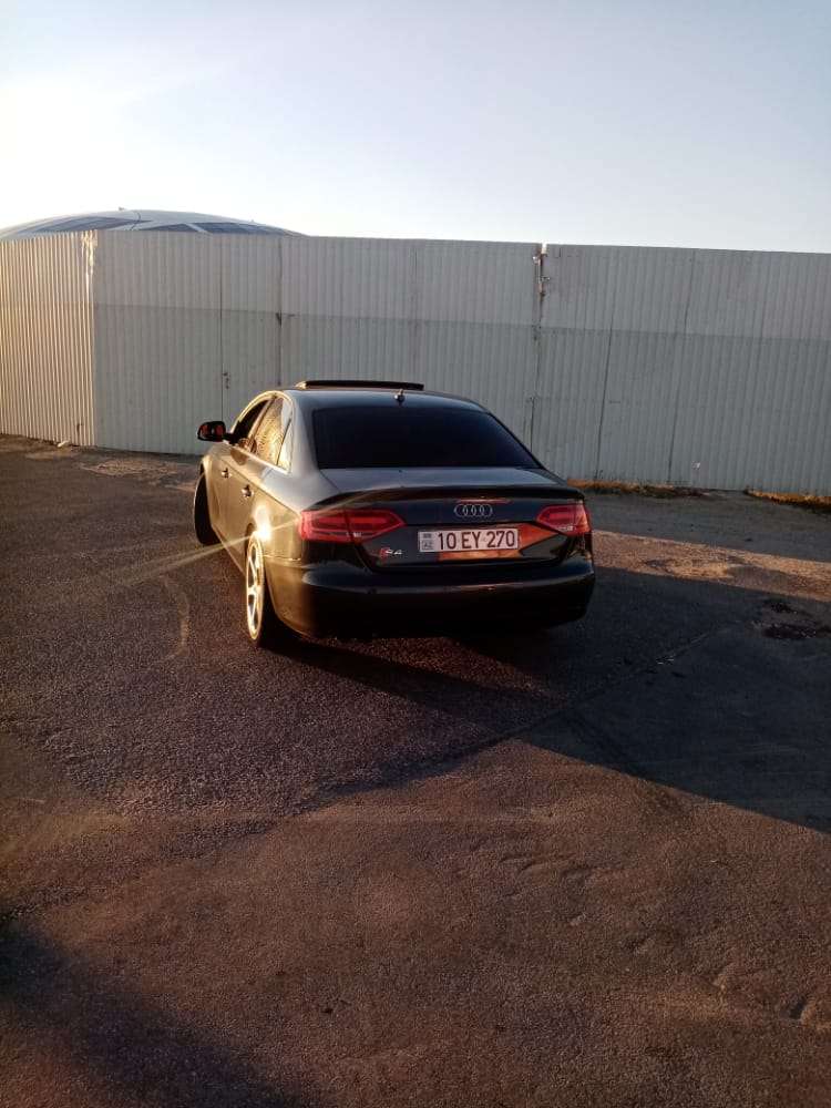 Audi A4, 2008 il, 1.8 L, 310 000 km