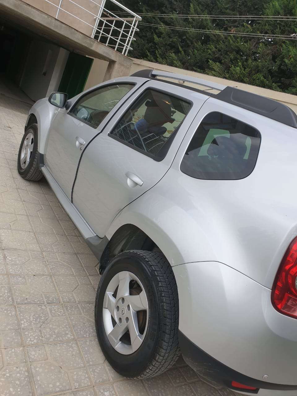 Renault Duster, 2012 il, 2.0 L, 99 000 km