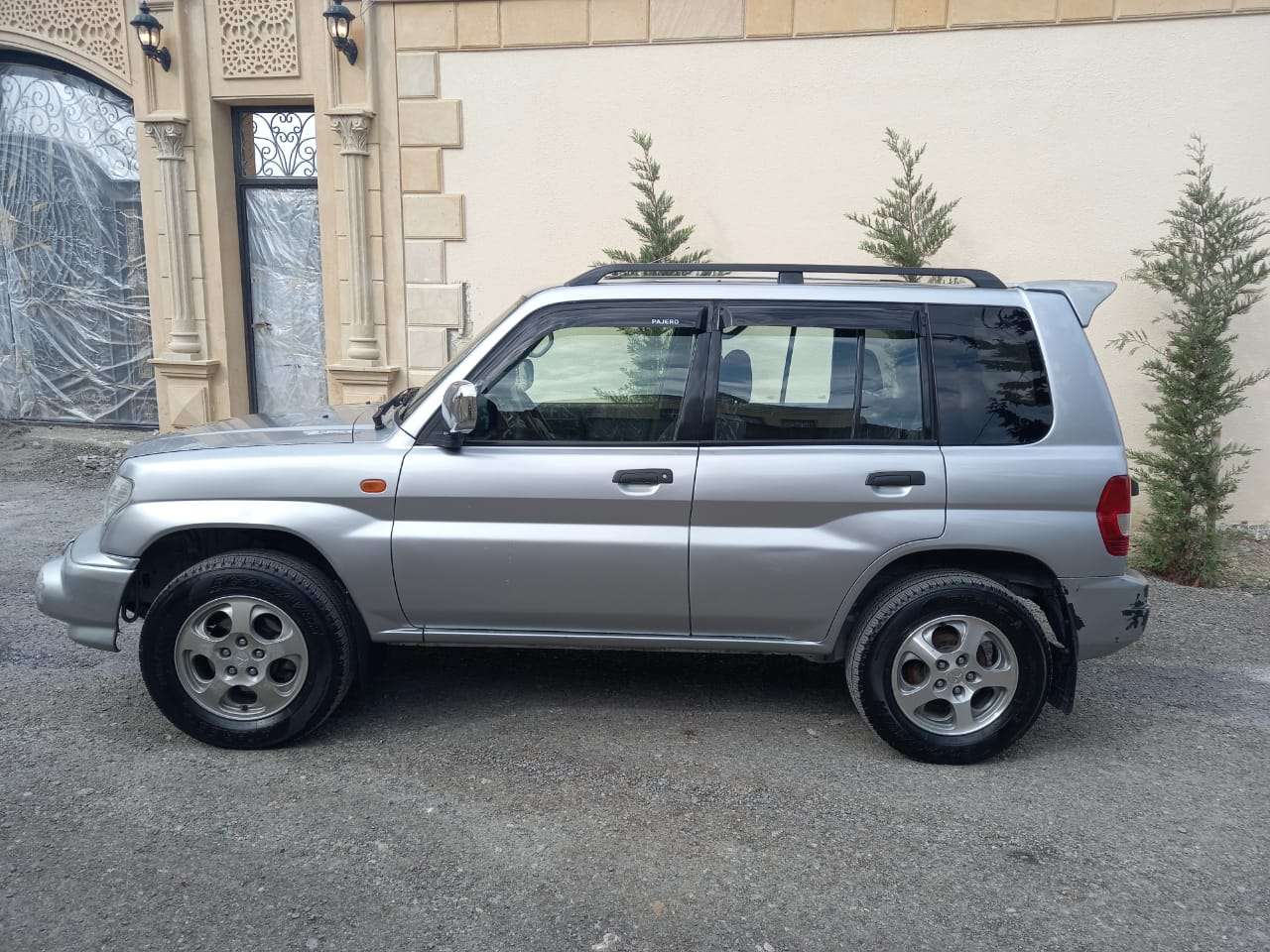 Mitsubishi Pajero iO, 2000 il, 1.8 L, 231 049 km