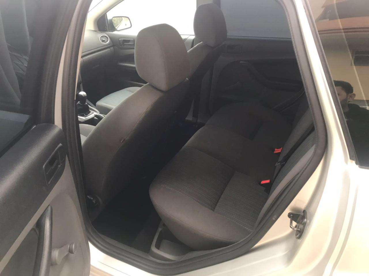 Ford Focus, 2005 il, 1.4 L, 275 000 km