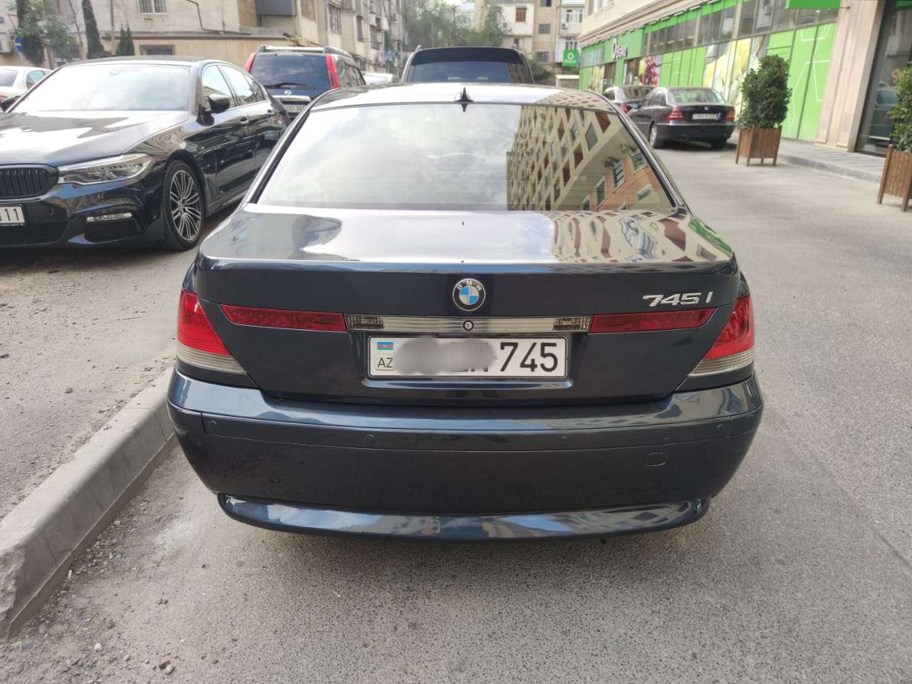 BMW 745, 2001 il, 4.4 L, 250 000 km
