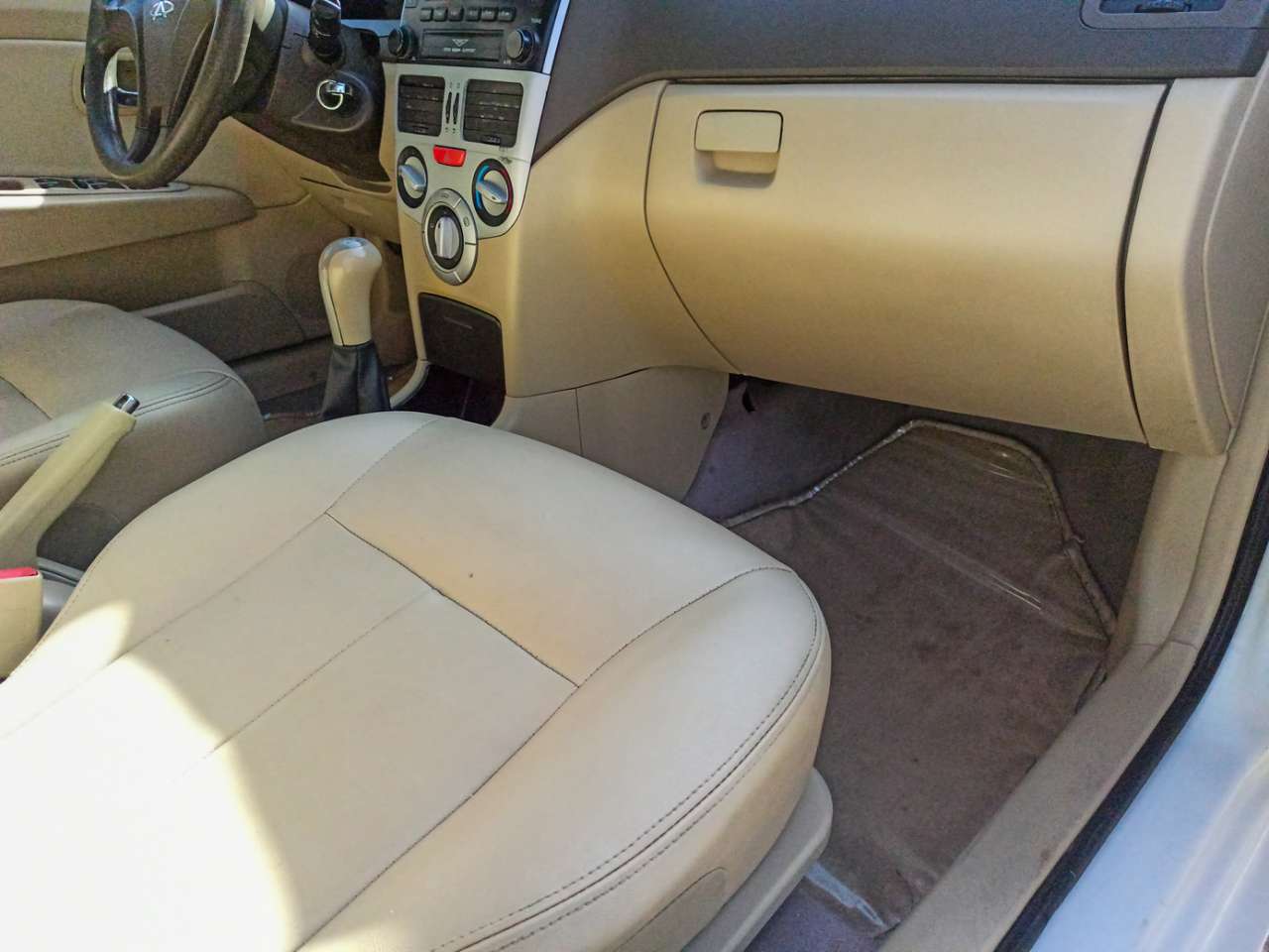 Chery Fulwin 2, 2012 il, 1.5 L, 303 000 km