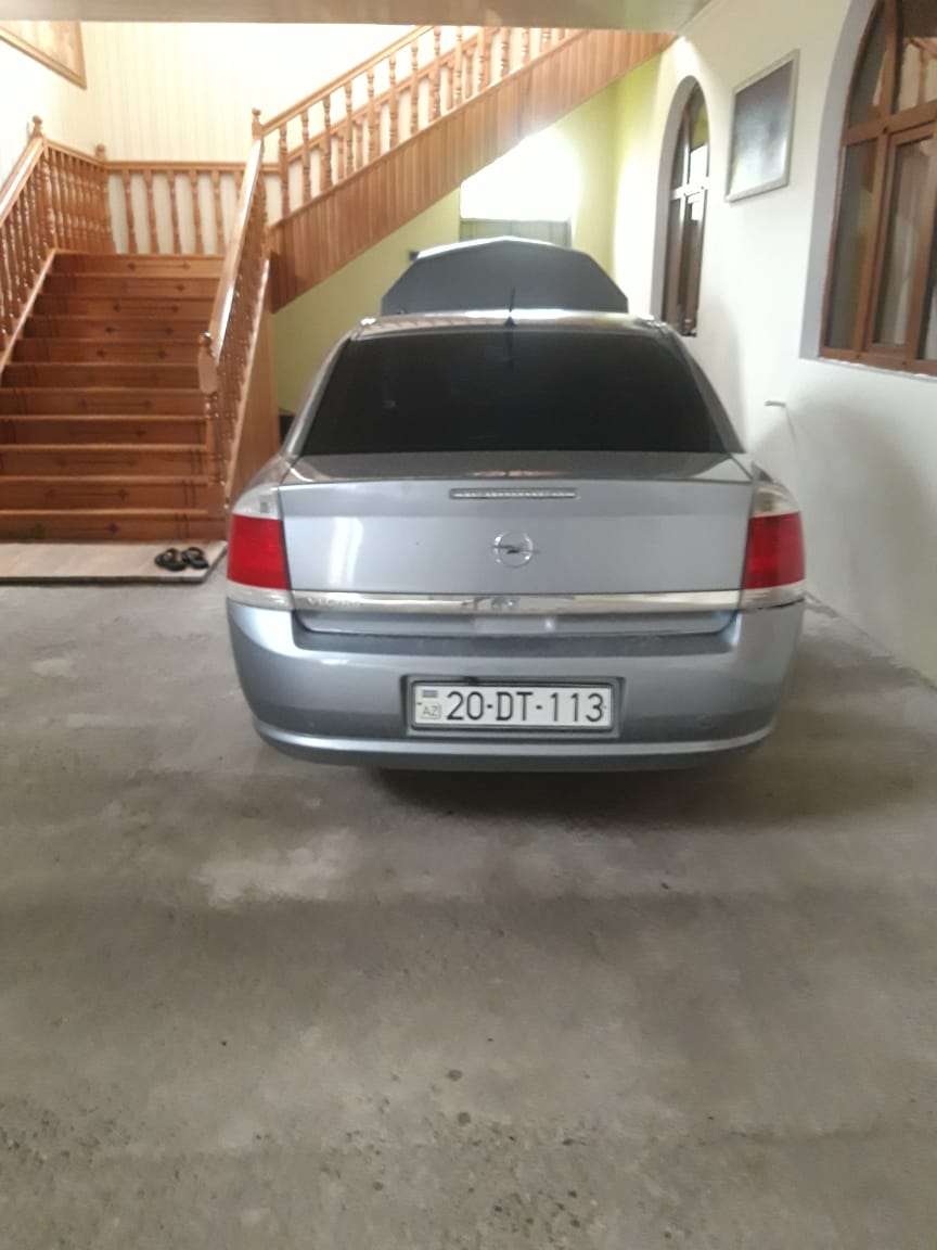 Opel Vectra, 2008 il, 1.8 L, 272 000 km