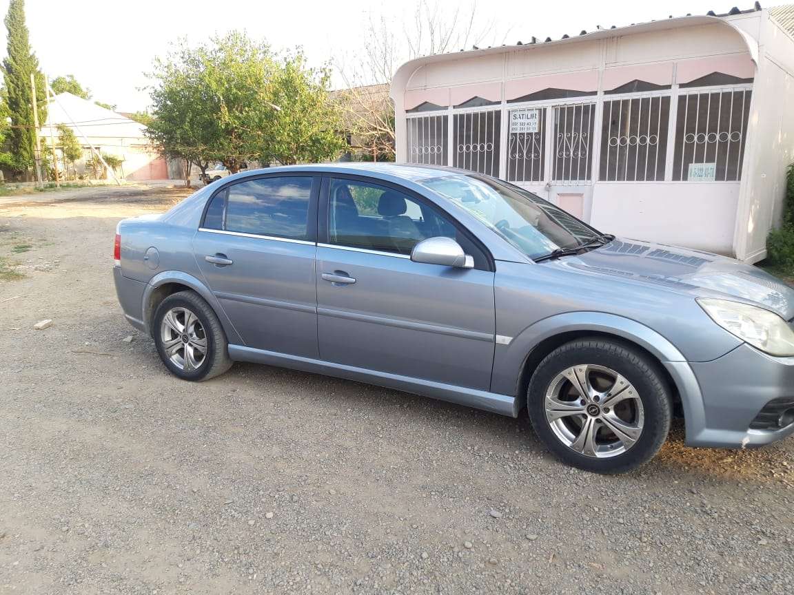 Opel Vectra, 2008 il, 1.8 L, 272 000 km