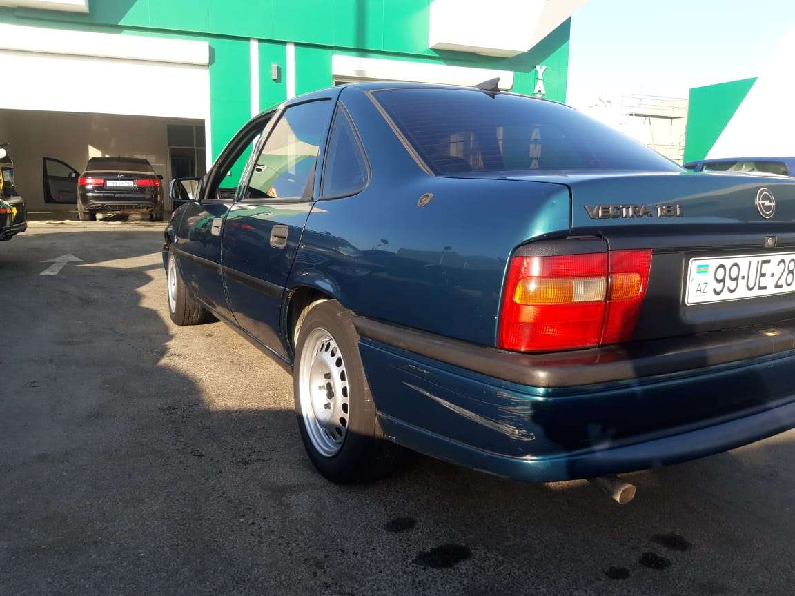 Opel Vectra, 1995 il, 1.8 L, 412 566 km