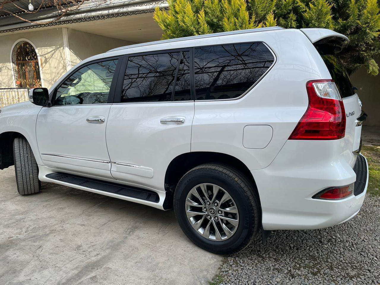 Lexus GX 460, 2010 il, 4.6 L, 162 000 km