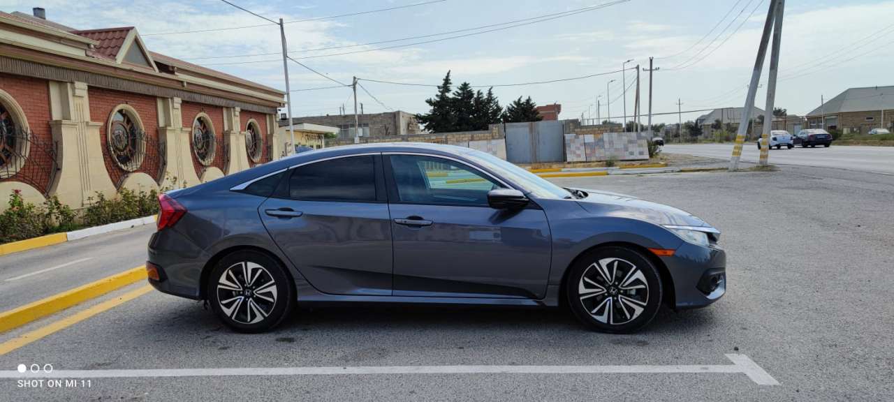 Honda Civic, 2016 il, 1.5 L, 140 000 km