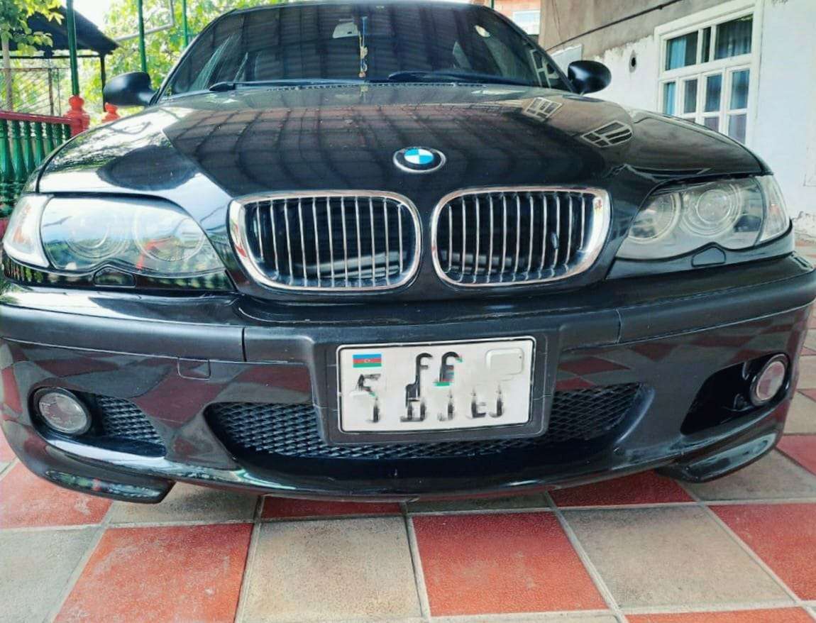 BMW 318, 2003 il, 2.0 L, 396 500 km