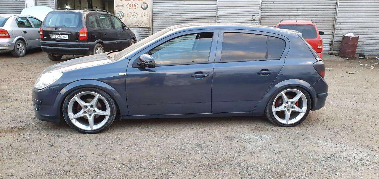 Opel Astra, 2005 il, 1.3 L, 250 000 km