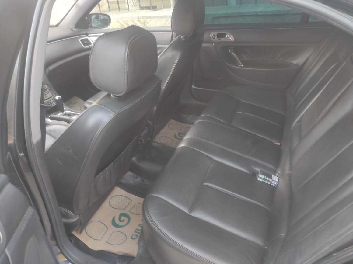 Peugeot 607, 2006 il, 3.0 L, 285 000 km