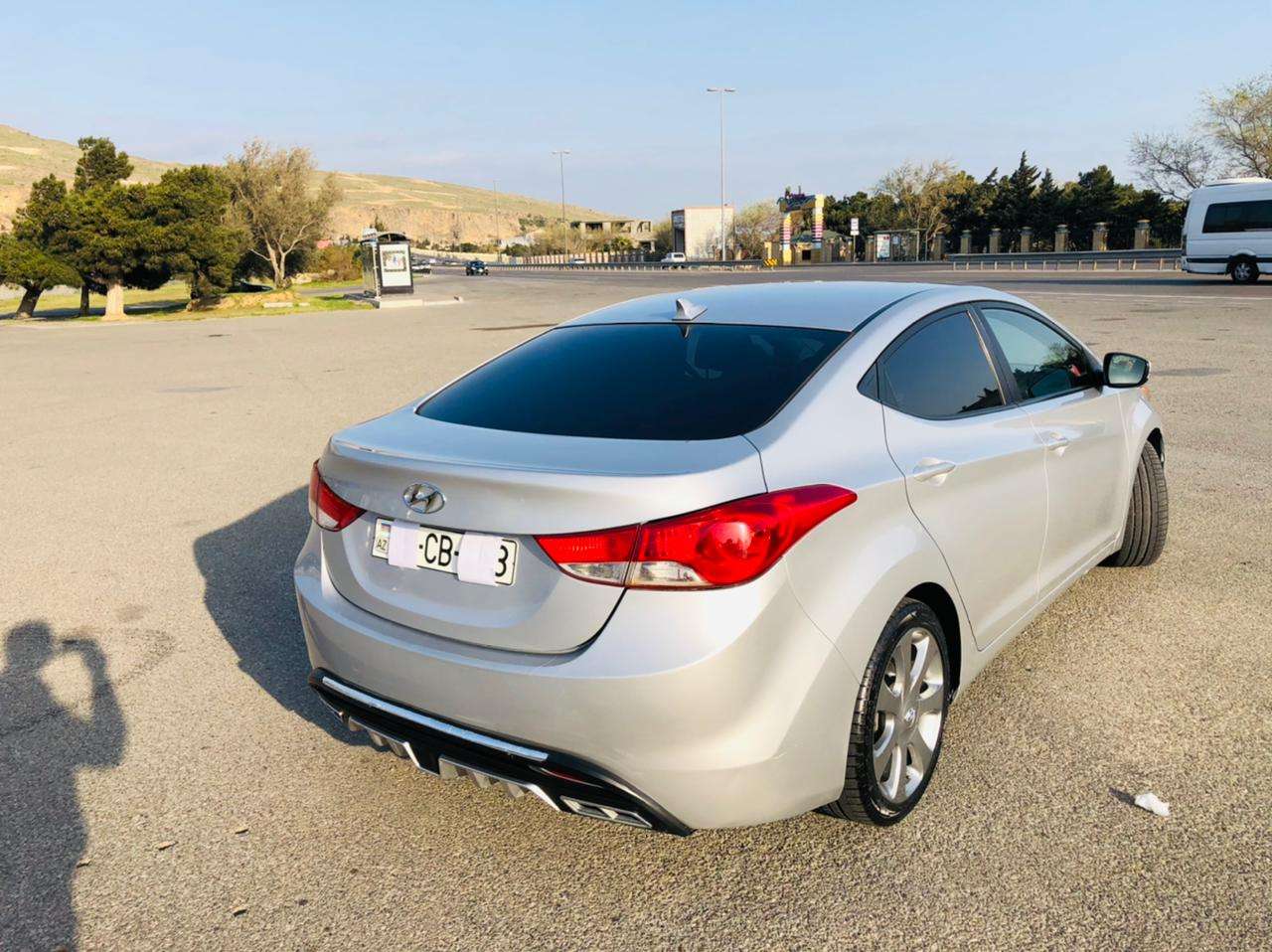 Hyundai Elantra, 2012 il, 1.8 L, 160 934 km