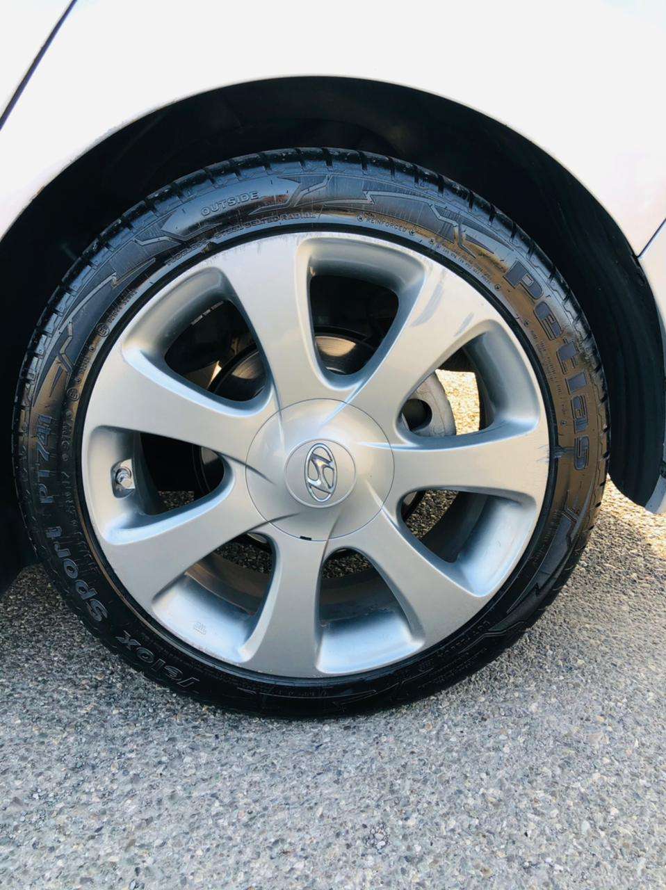 Hyundai Elantra, 2012 il, 1.8 L, 160 934 km