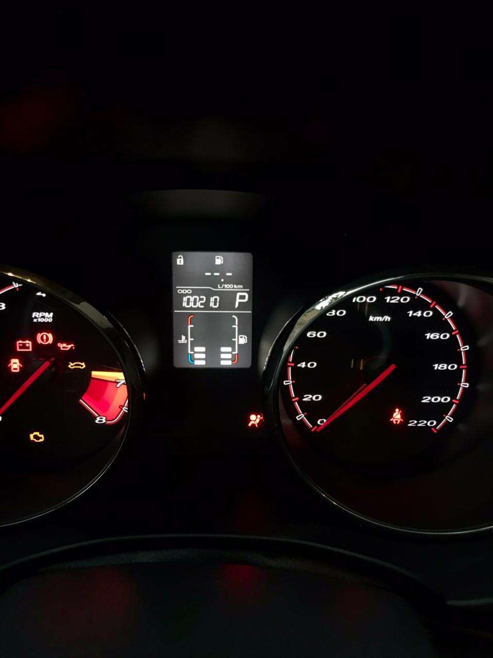 MG 5, 2014 il, 1.5 L, 100 000 km