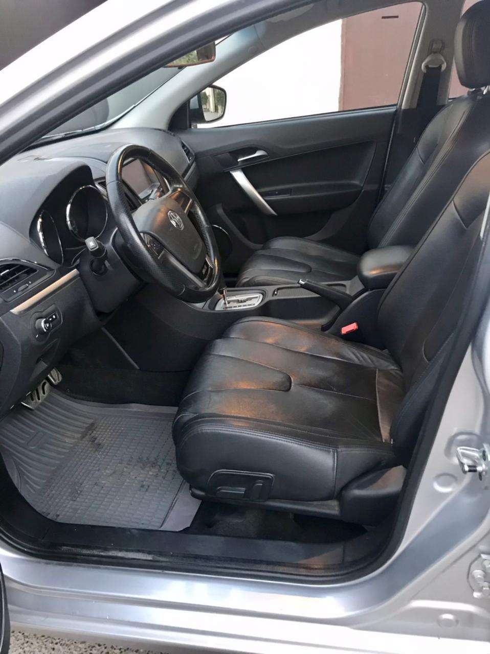 MG 5, 2014 il, 1.5 L, 100 000 km