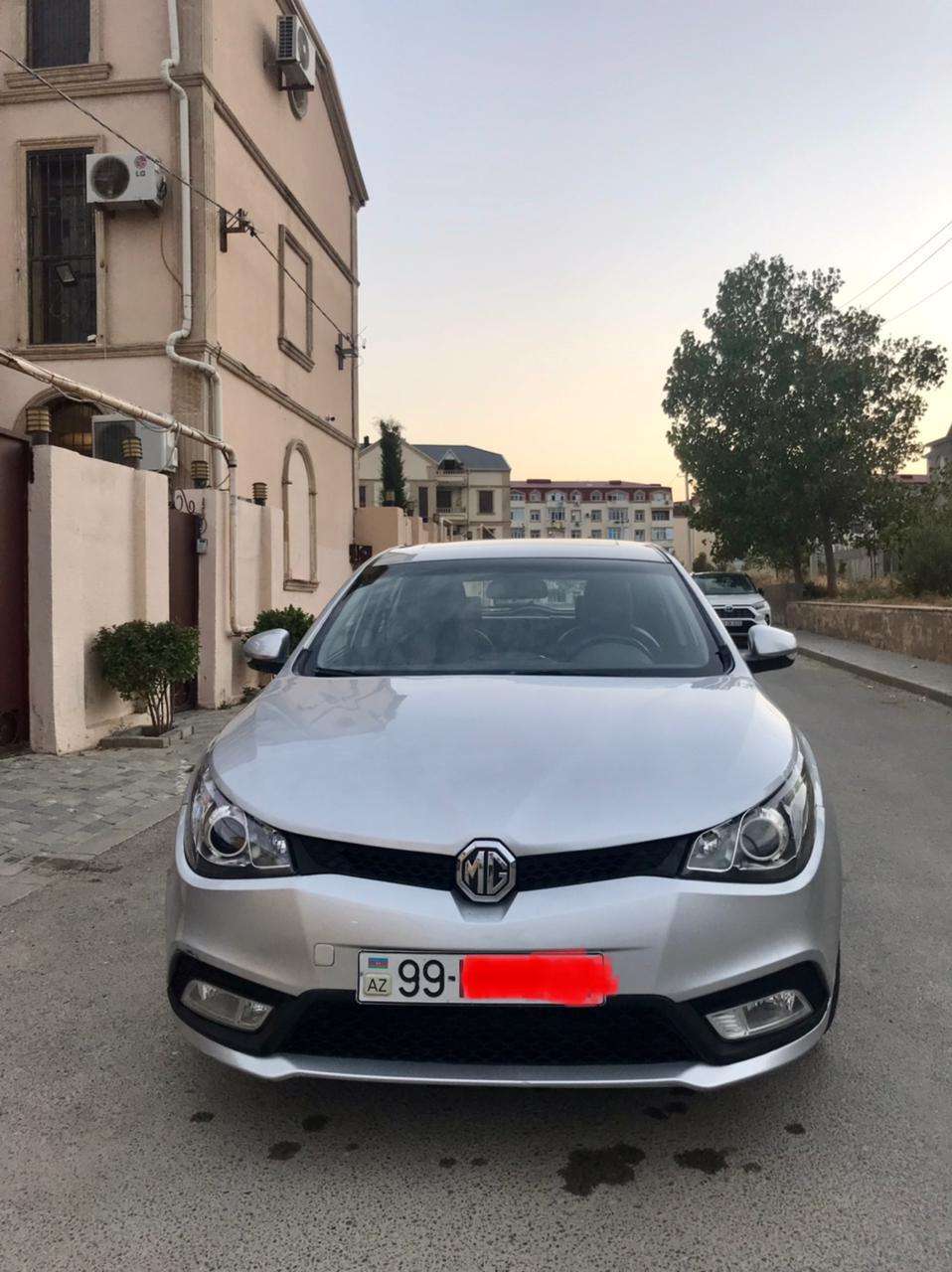 MG 5, 2014 il, 1.5 L, 100 000 km
