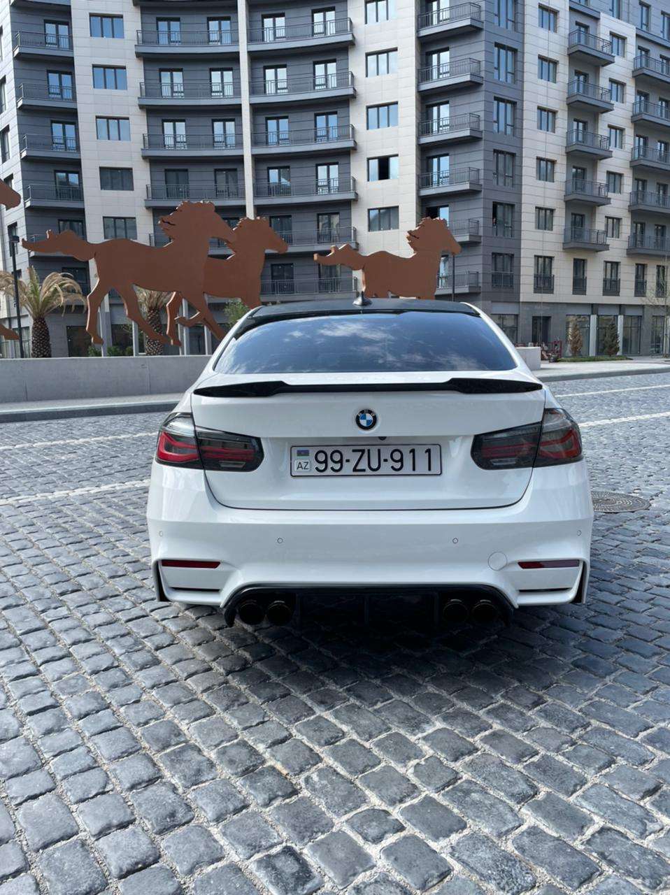 BMW 328, 2016 il, 2.0 L, 93 000 km